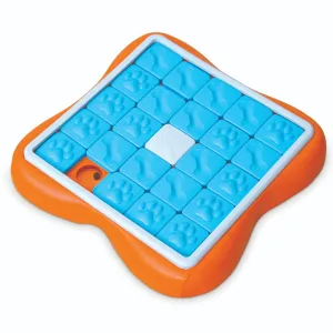 dog challenge-slider toy