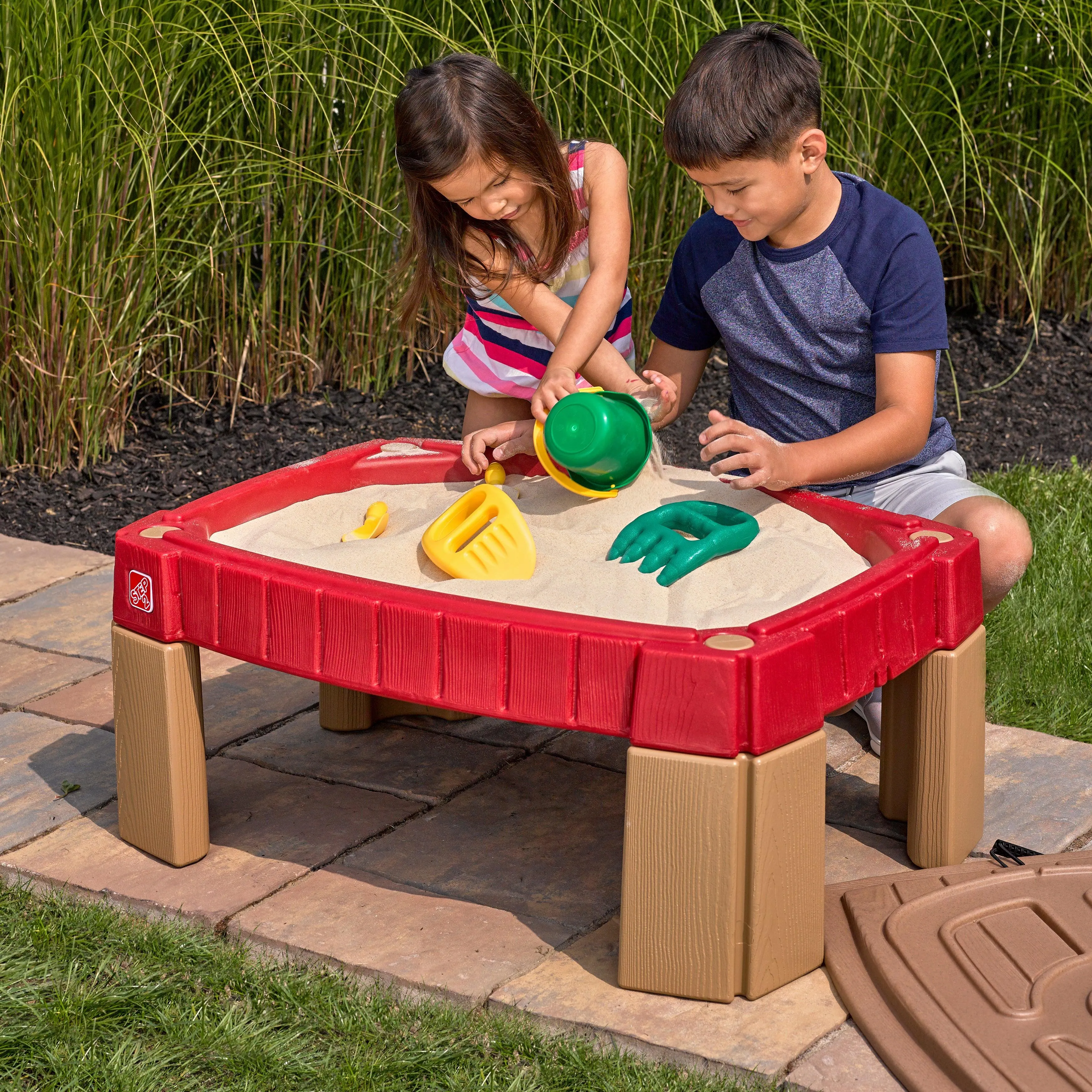 Step2 Naturally Playful Sand Table for Kids