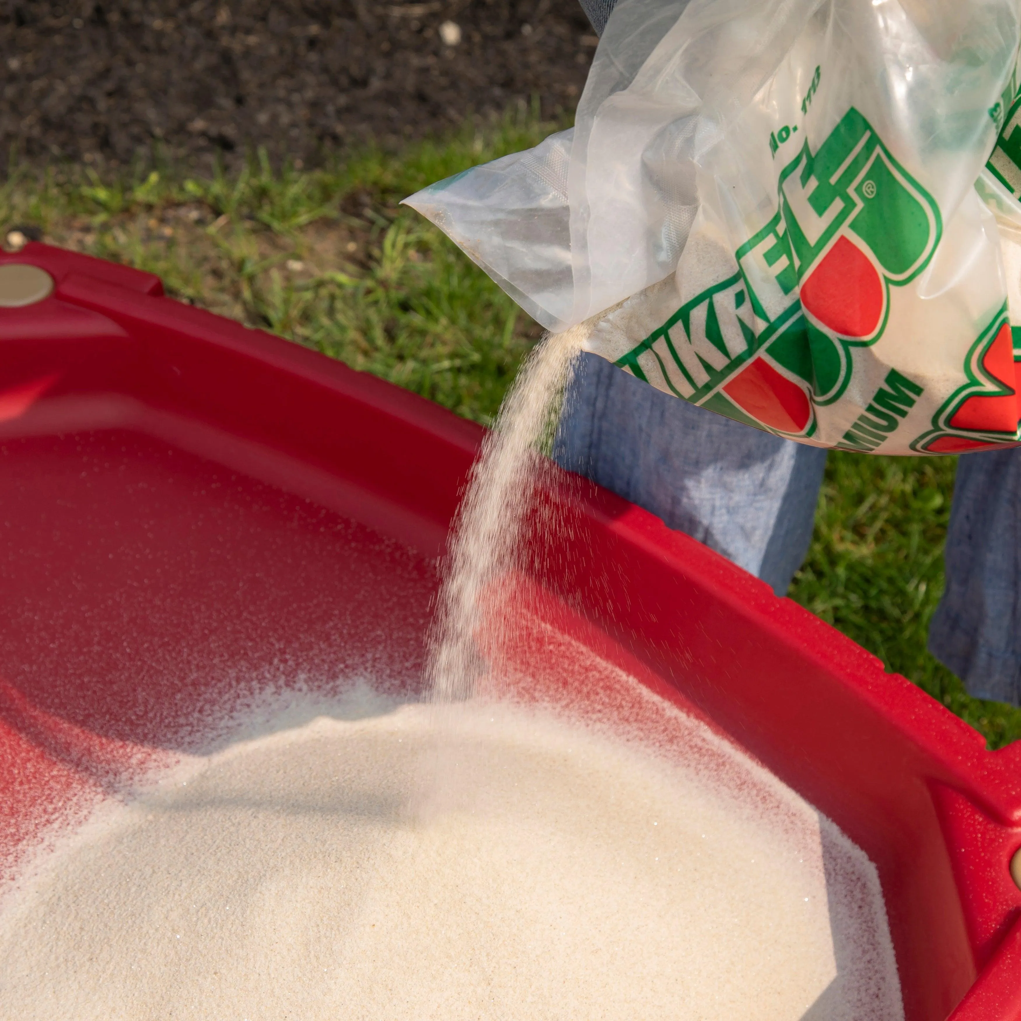 Step2 Naturally Playful Sand Table for Kids